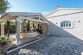 Thea Estate