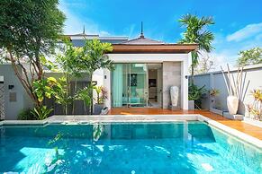 Teak 5BR Pool Villa Bang Tao + Airport Shuttle