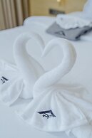 Teak 5BR Pool Villa Bang Tao + Airport Shuttle