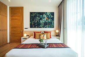 Teak 5BR Pool Villa Bang Tao + Airport Shuttle