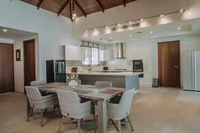 Luxury 3BR Villa 5 Private Pool, Gym & Jacuzzi