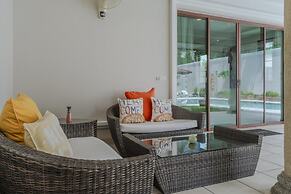 Luxury 3BR Villa 5 Private Pool, Gym & Jacuzzi