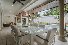 Luxury 3BR Villa 5 Private Pool, Gym & Jacuzzi