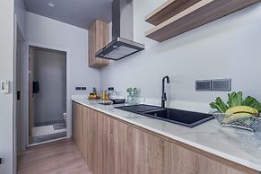 Stylish 2BR Naiton Aileen Villa w/ Private Pool