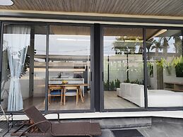 Stylish 2BR Naiton Aileen Villa w/ Private Pool