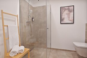 Premium Apartments I home2share