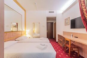 Hotel Polo