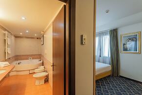 Hotel Polo