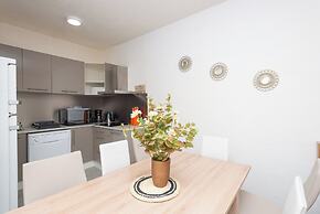 Apartamentos Nevada MIKKA
