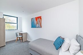 Guild House By Guestz