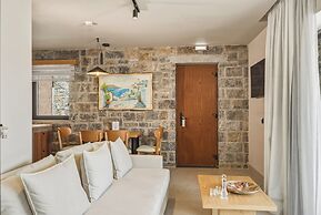 Volta Seaside Hotel
