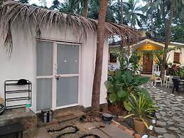 Urban Mad – Villas & Studio