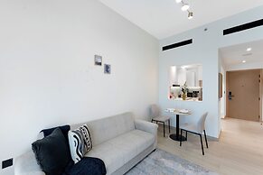 Elegant 1BR Stay in Binghatti Heights