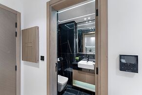 Elegant 1BR Stay in Binghatti Heights