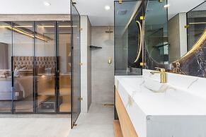 Lagoon Beach Luxe 116a