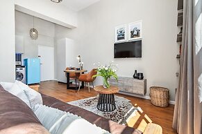 Gardens Loft Studio