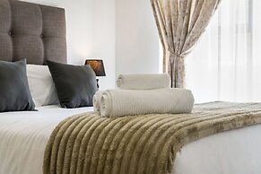 Mandalay Hideaway