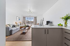 E1 Ventnor House