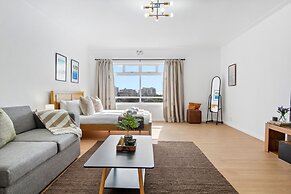 E1 Ventnor House