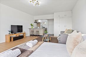 E1 Ventnor House