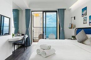 Atermis Regency Hillside Phu Quoc - Sea & Fireworks View