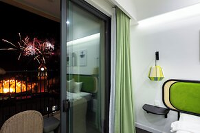 Atermis Regency Hillside Phu Quoc - Sea & Fireworks View