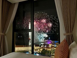 Atermis Regency Hillside Phu Quoc - Sea & Fireworks View