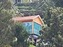 Cottages by The Creek