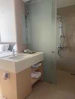 AirPort Cam Ranh Resort