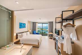 AirPort Cam Ranh Resort