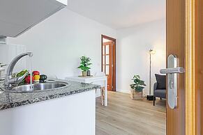 Apartamentos Terreo 10-12