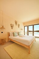 Wander Surf House