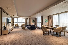 East Plaza Hotel