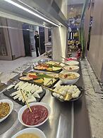 East Plaza Hotel