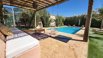 Tawenza Lodge