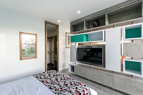 Borbon Suites
