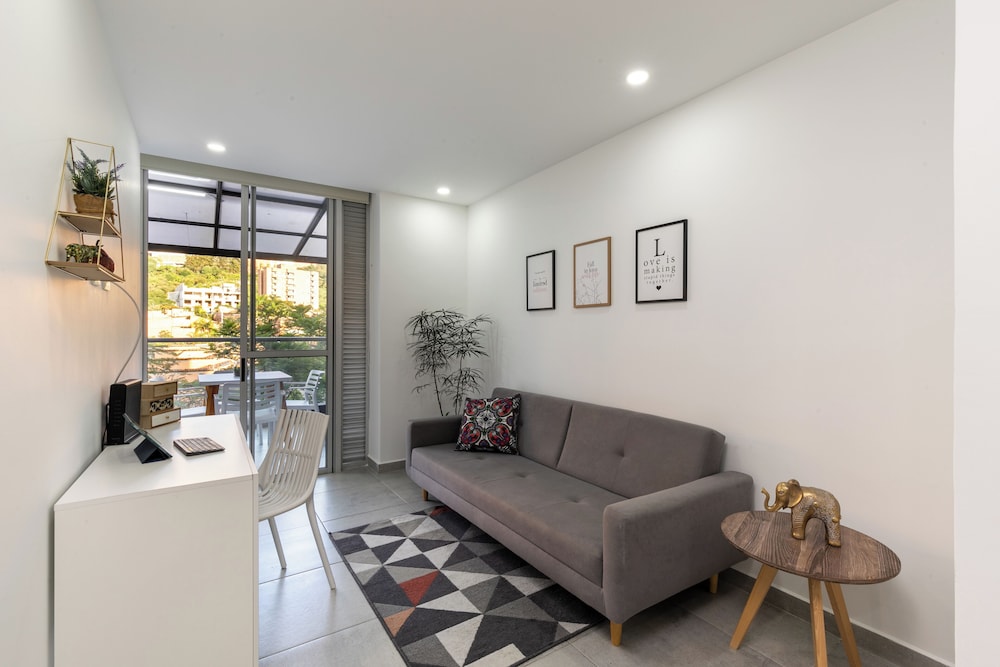 Borbon Suites