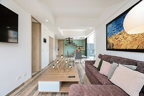 Borbon Suites