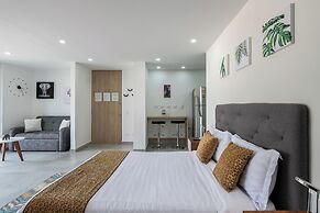 Borbon Suites