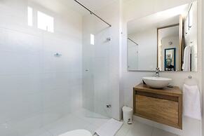 Borbon Suites