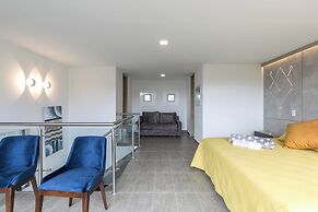 Borbon Suites