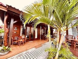 Nusa Veranda Sunset Villas & Restaurant