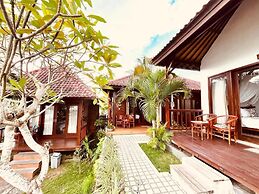 Nusa Veranda Sunset Villas & Restaurant