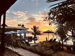 Nusa Veranda Sunset Villas & Restaurant