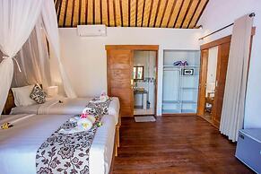 Nusa Veranda Sunset Villas & Restaurant