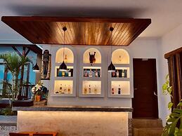 Nusa Veranda Sunset Villas & Restaurant