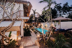 28 Degrees Lembongan