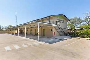 Discovery Parks Blackwater Central Motel