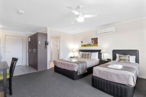 Discovery Parks Blackwater Central Motel
