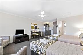 Discovery Parks Blackwater Central Motel